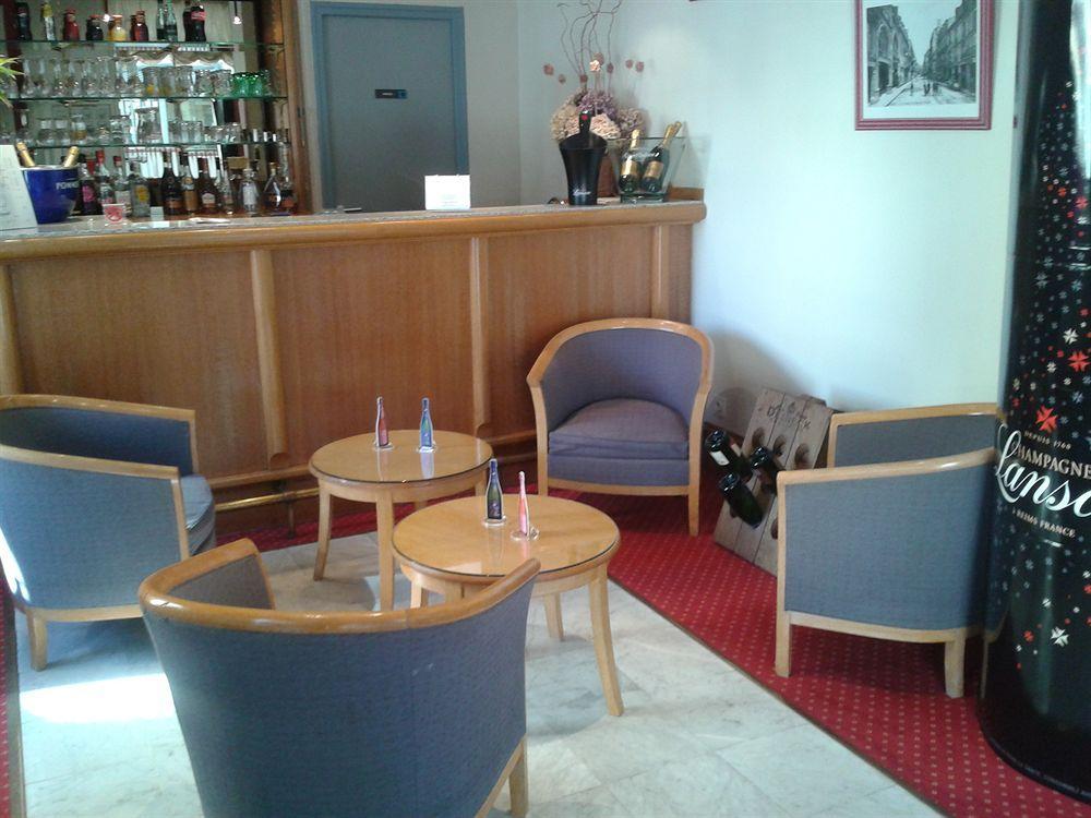 Brit Hotel Aux Sacres Reims, Centre Historique מראה חיצוני תמונה