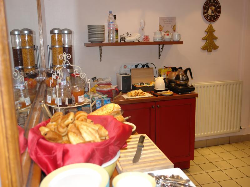 Brit Hotel Aux Sacres Reims, Centre Historique מראה חיצוני תמונה